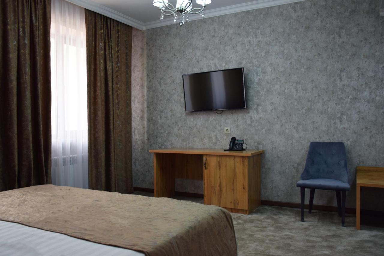 Mirotel Hotel Astana Luaran gambar