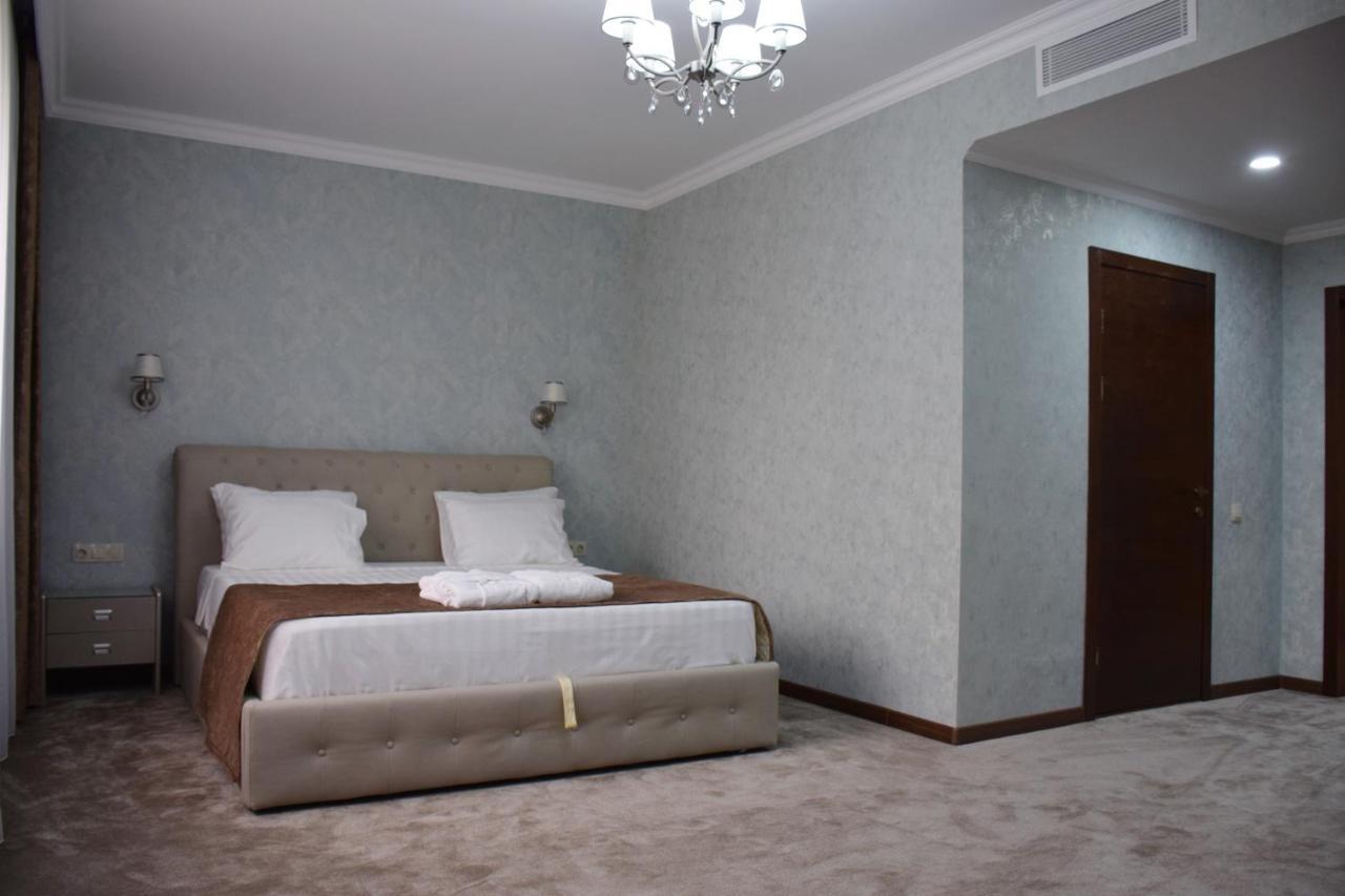 Mirotel Hotel Astana Luaran gambar