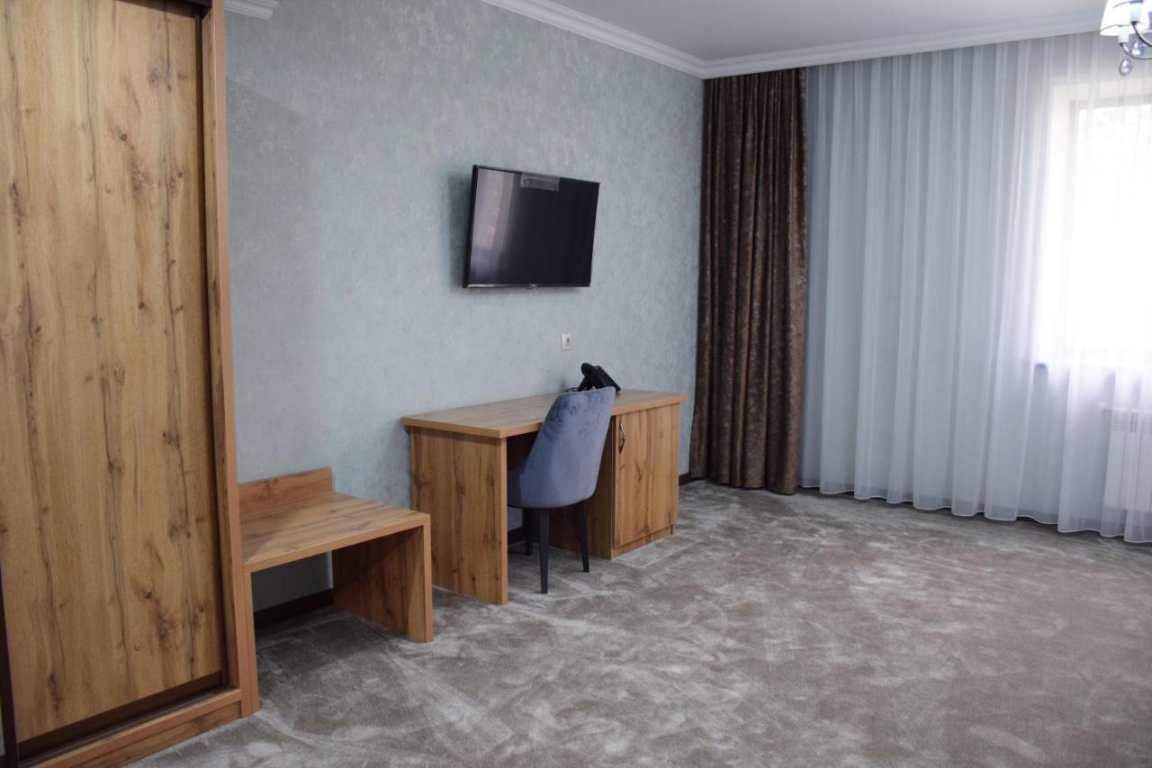 Mirotel Hotel Astana Luaran gambar